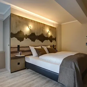 Boutique 009 Hotel